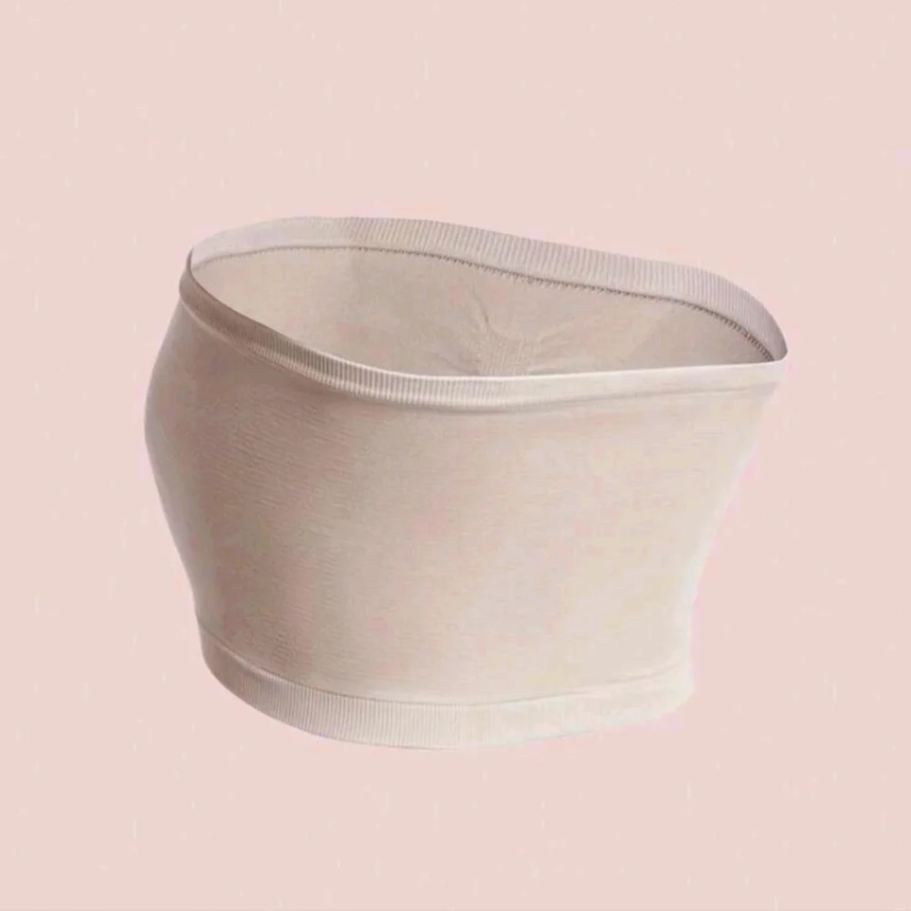 Creamy Pink Bandeau Strapless/Wireless Bra With Uniboob Separation